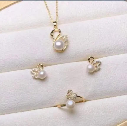 Elegant 3-Piece Jewelry Set – Necklace, Earrings & Ring | Stylish Party & Daily Glam Jewelry