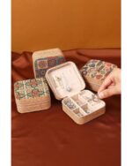Camel Retro Floral Print Portable Square Jewelry Storage Box – Travel Organizer for Rings, Necklaces, Earrings & Pendants - Image 3