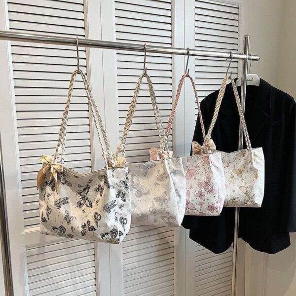 Leisure Large Capacity Summer Shoulder Bag – Butterfly Design, Trendy & Fashionable for College Students