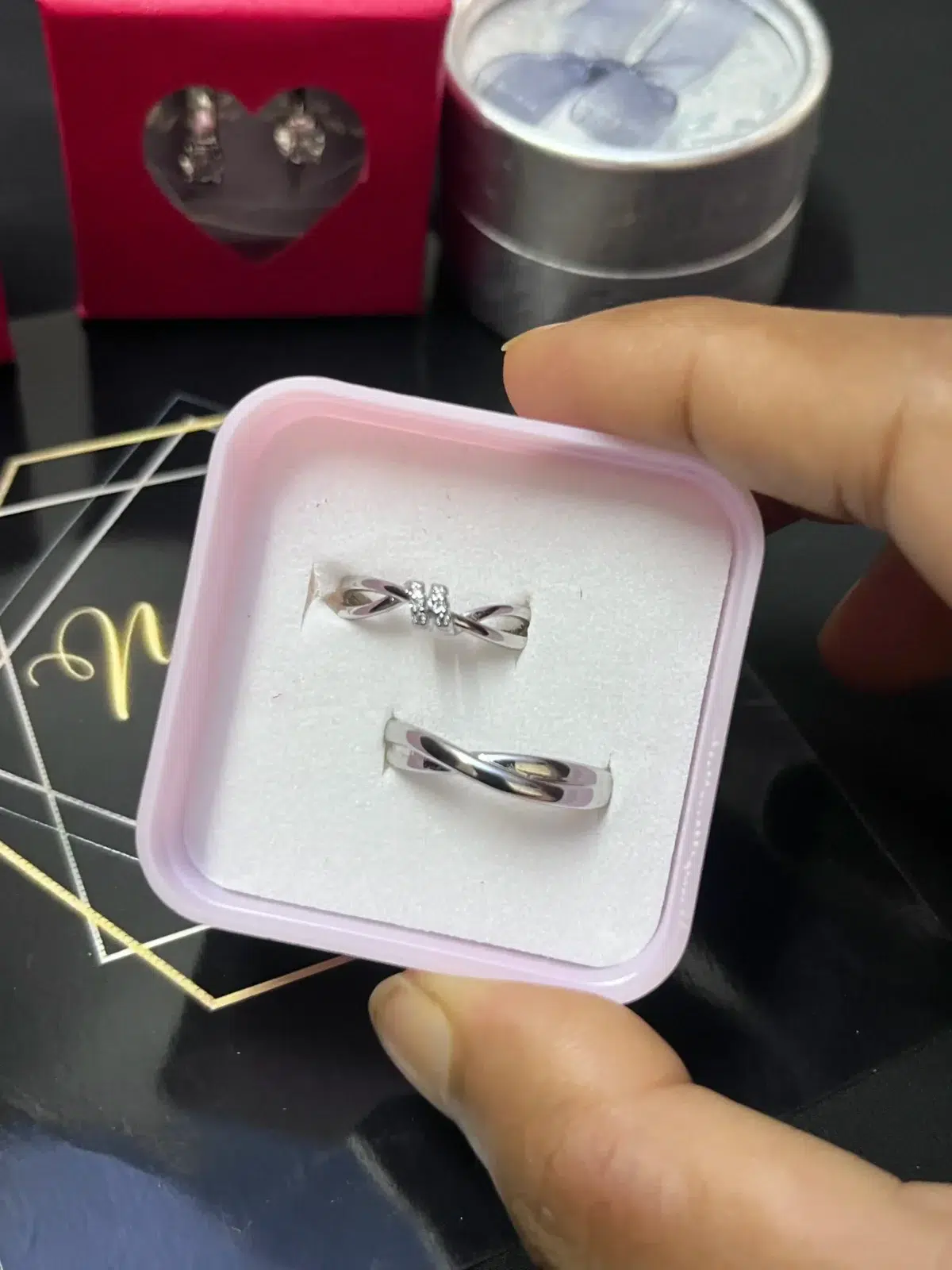 Minimalist Silicon Couple Ring Set with Gift Box – Durable & Stylish Unisex Bands for Couples - Image 1