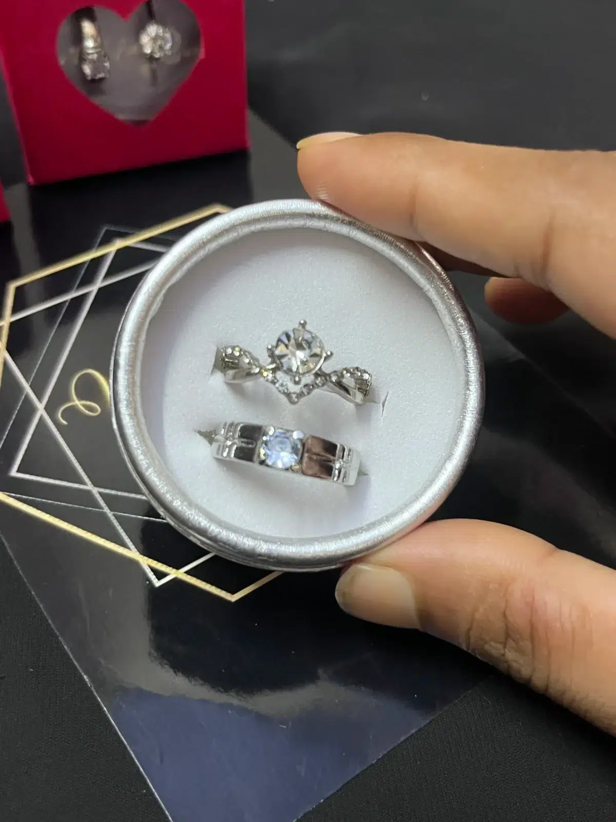 Zircon King & Queen Couple Ring Set with Gift Box – Elegant Matching Rings for Couples - Image 1